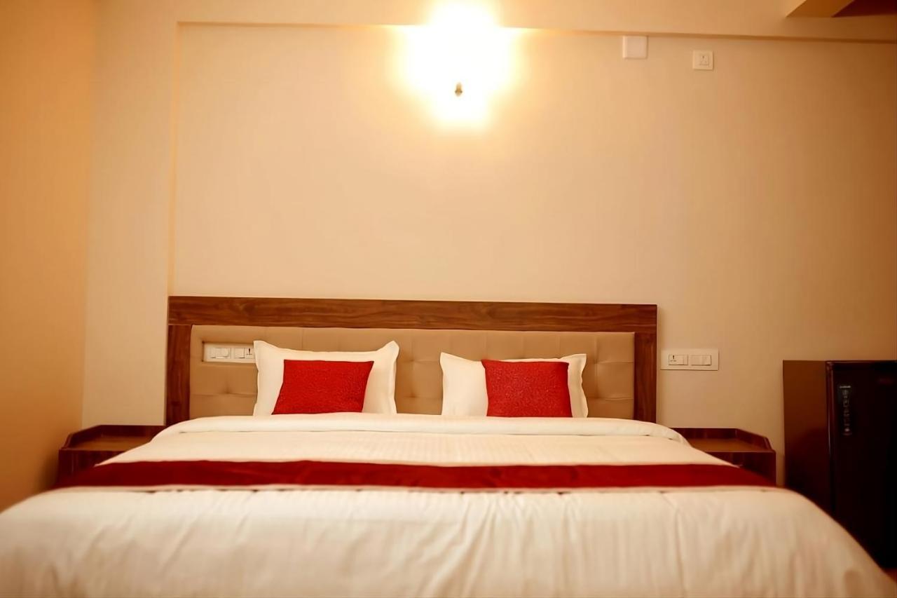 Oryx Homes Kochi Luaran gambar
